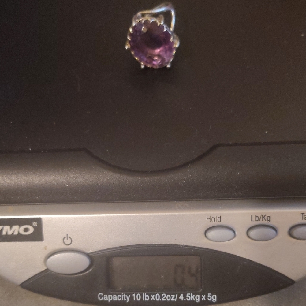 Elegant Purple Gemstone Ring